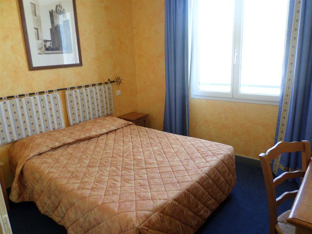 Brit Hotel Acacias Арль Екстер'єр фото