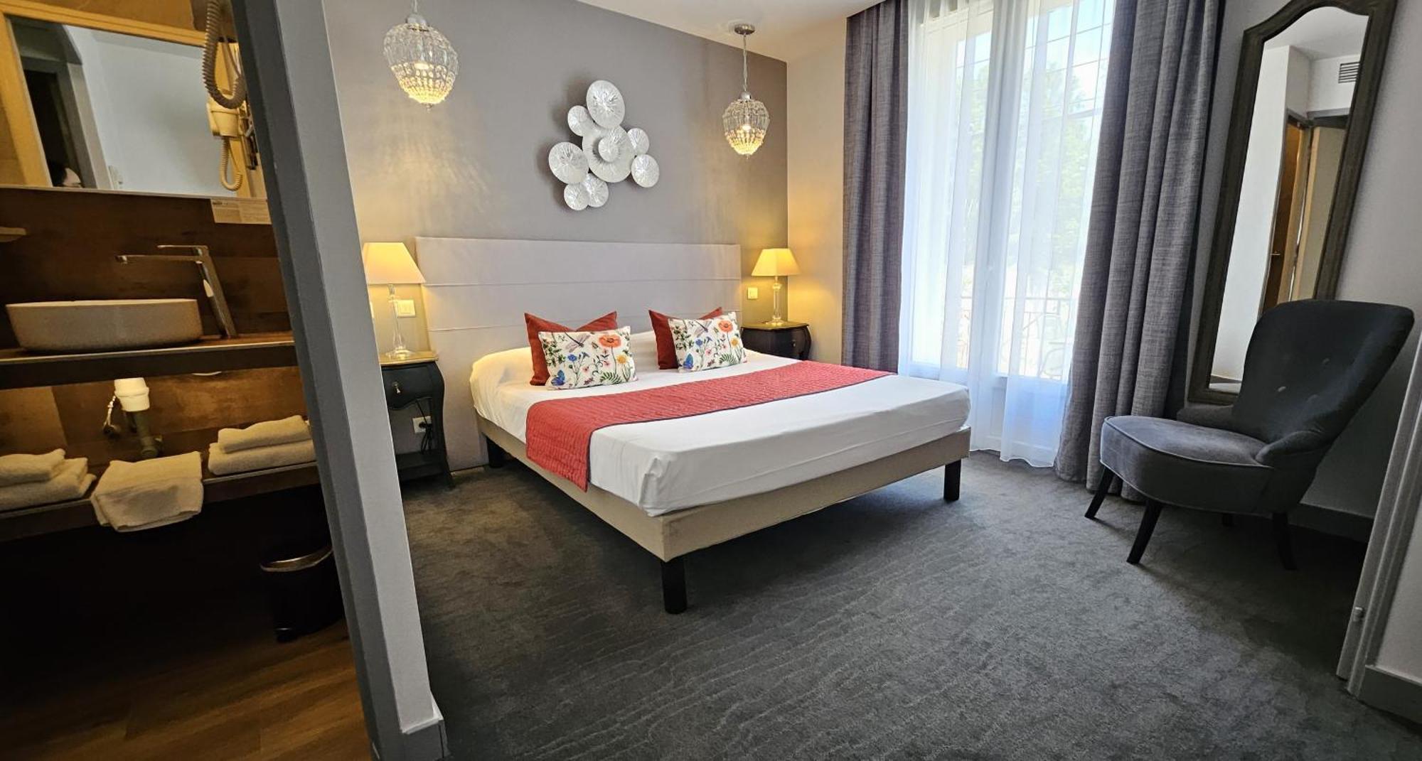 Brit Hotel Acacias Арль Екстер'єр фото