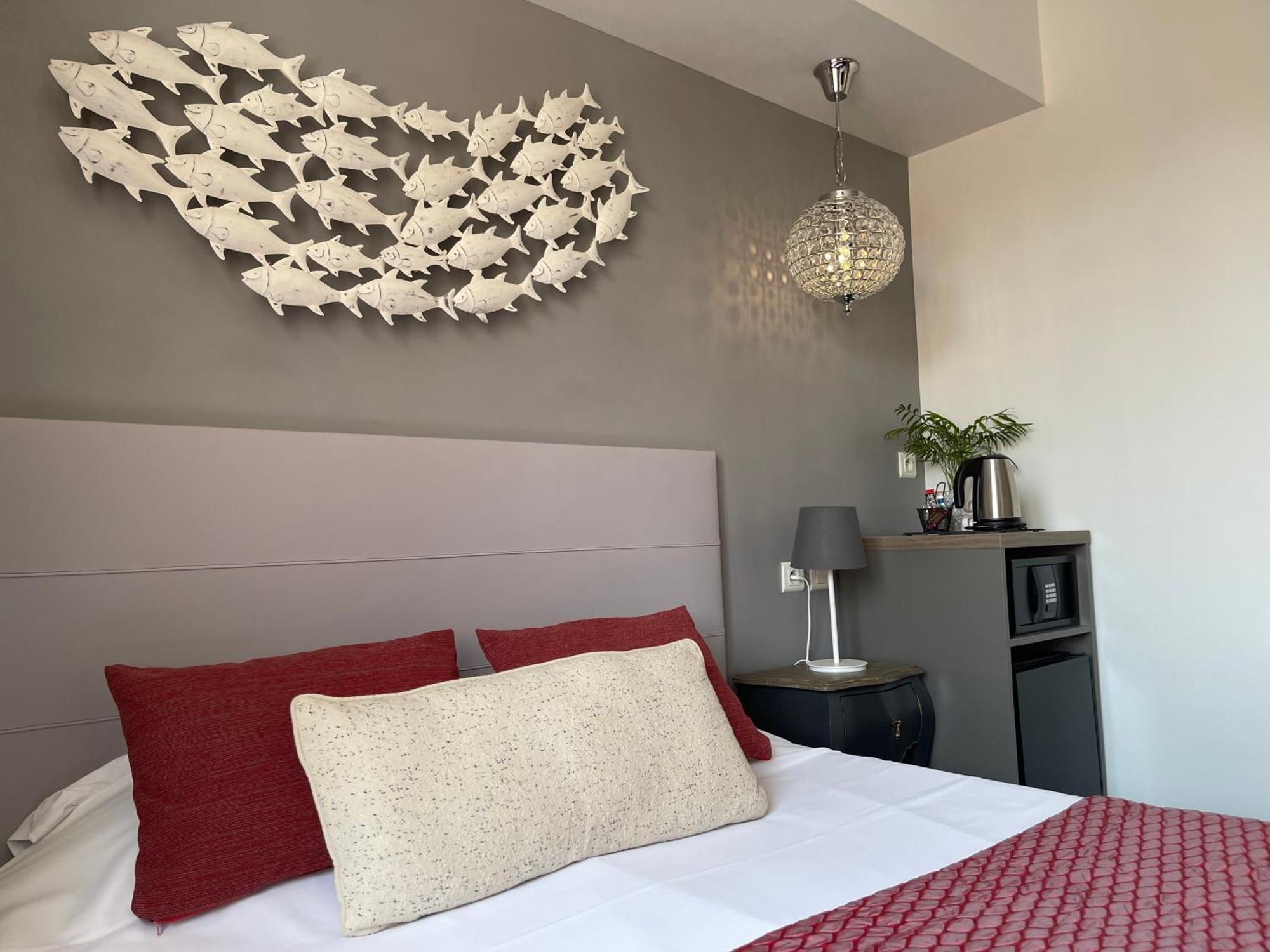 Brit Hotel Acacias Арль Екстер'єр фото